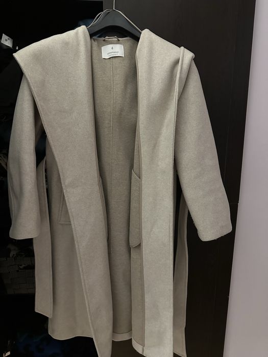 Дълго палто Stradivarius