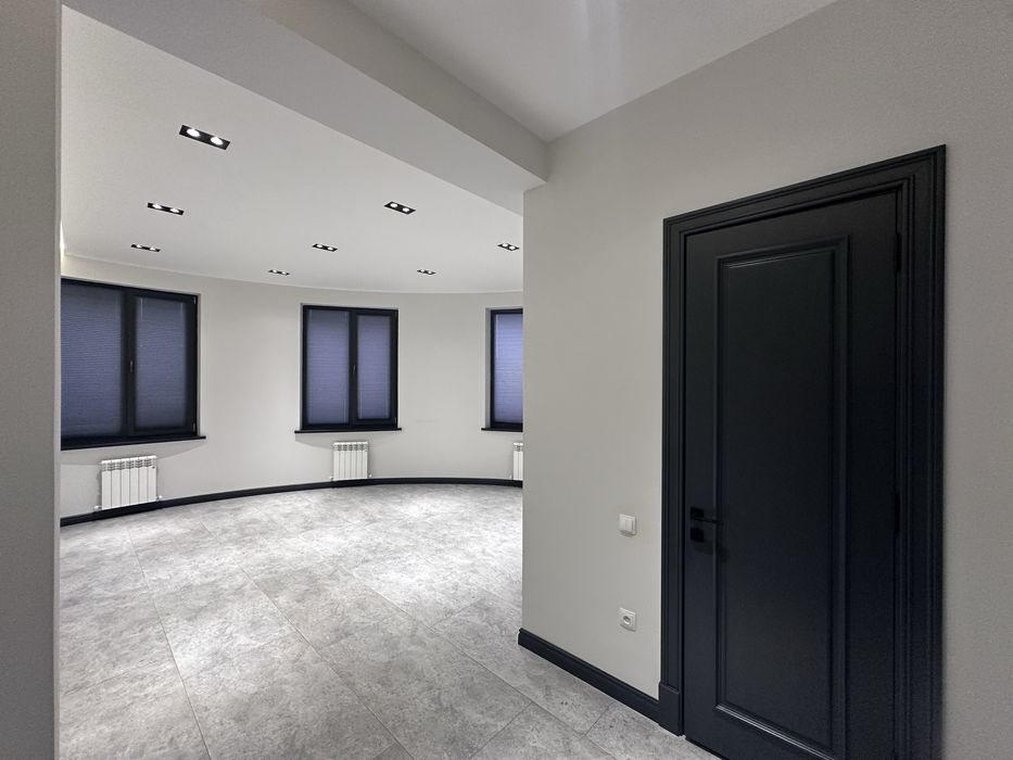 Продаётся нежилое помещение в Центре с Долгосрочным Арендатором! 194м2