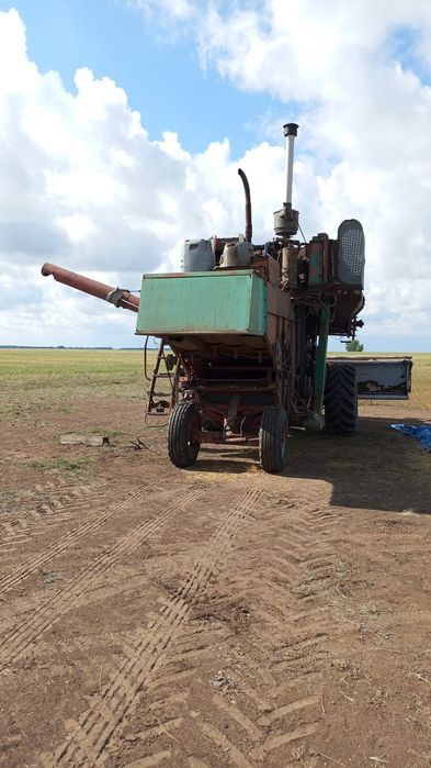 Продам Комбайн Нива СК 5