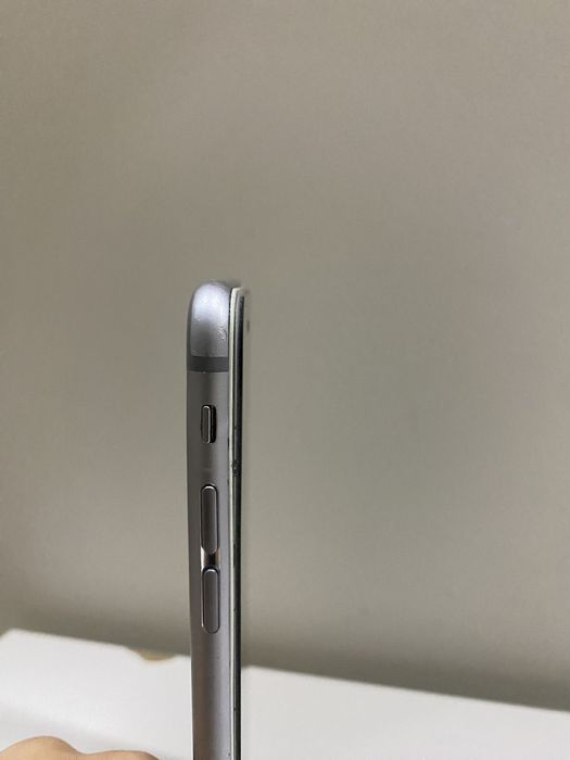 Продам iPhone 6 срочно