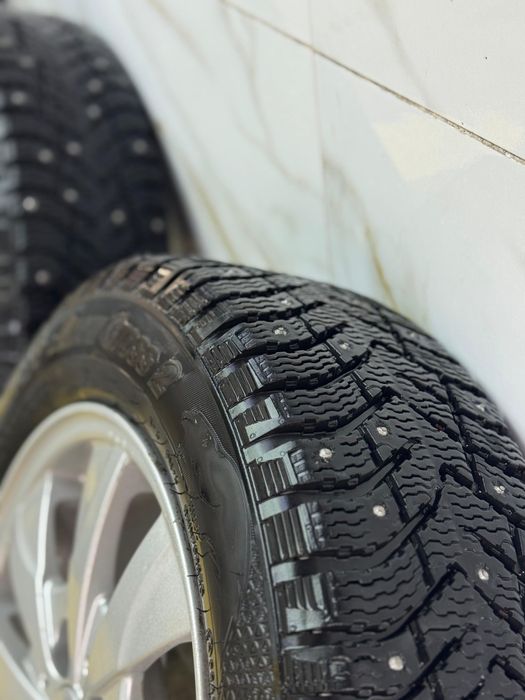 Комплект зимних шины и дисков