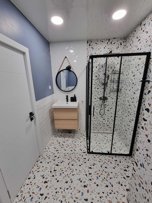 Дава се под наем Двустаен апартамент в Варна, Левски - 90 кв.м за 714 € - Снимка #11