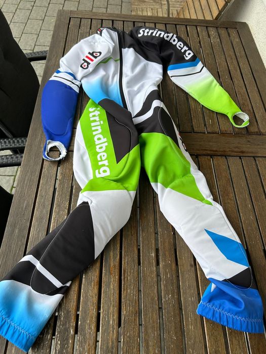 Combinezon schi Strindberg