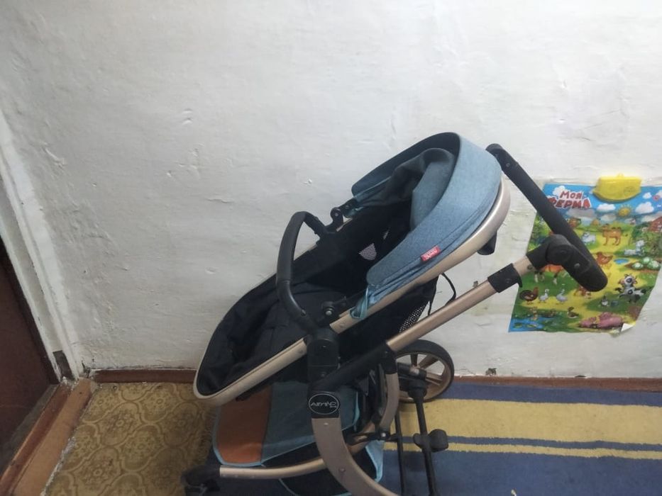 Продам коляску зима лето