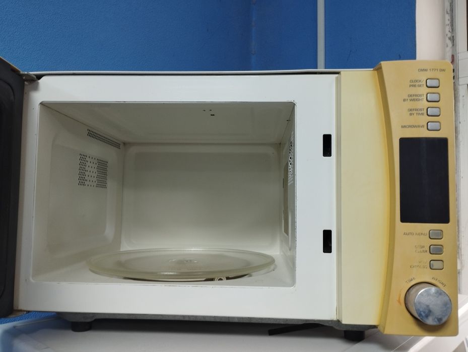 Микроволновая печь