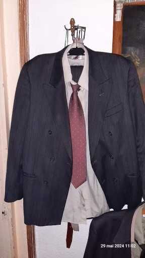 Costume.  Set complet pentru  ocazii, si nu numai!