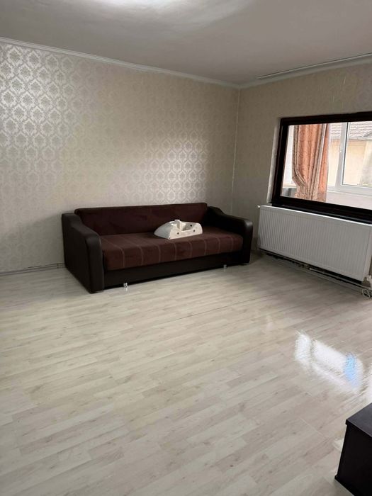 Dau in chirie garsoniera confort 1 Bârlad lângă școala 9. .900 de lei pe lună