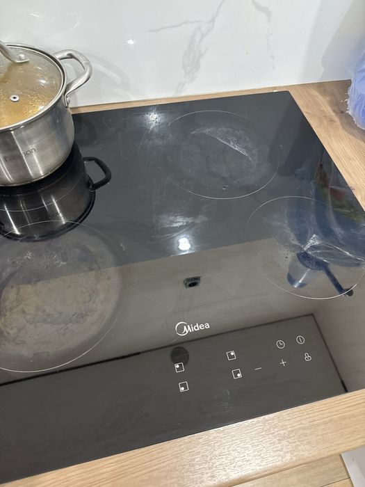 Плита midea в хорошем состояниии