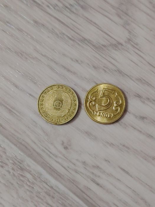 Монета 5 тг брак