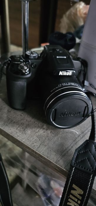 Продам фотоаппарат Nikon coolpix p610