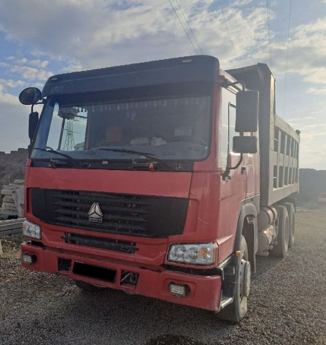 Самосвал Howo сотилади