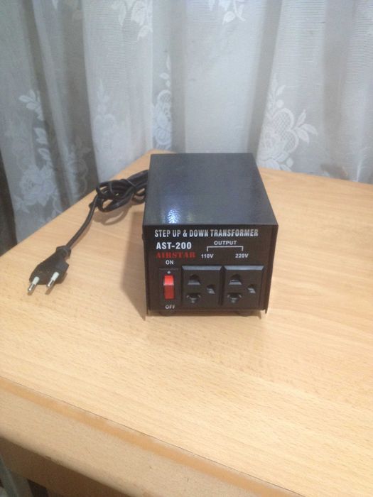 Адаптер 220\110.В 200 ватт