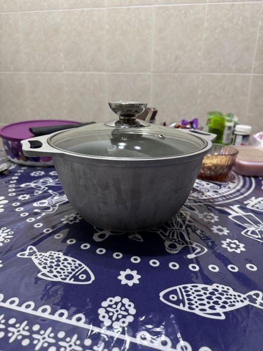 Казан , 3 литра чугун