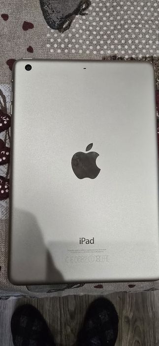 Таблет Ipad mini 3