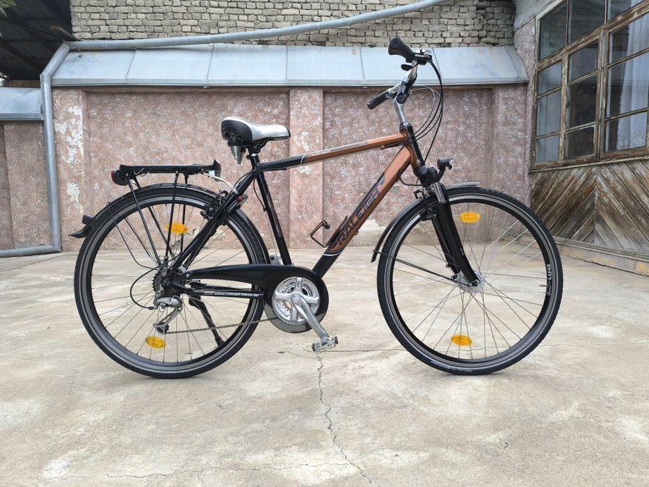 RALEIGH (Buyuk Britaniya) 28, vazni yengil velosiped

Oldi dinam:
