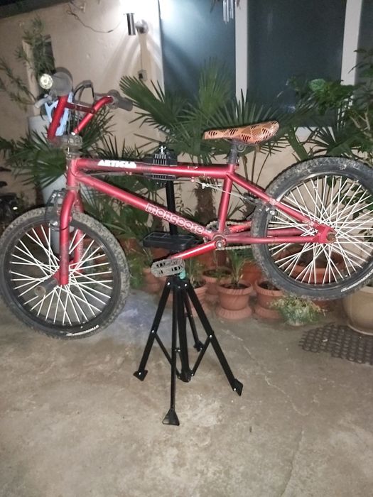 Bicicleta mongoose. BMX