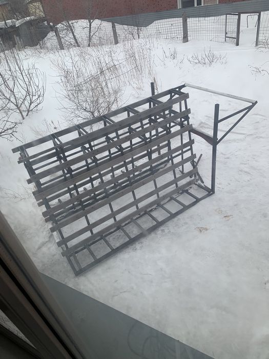 Пирамида для стекла