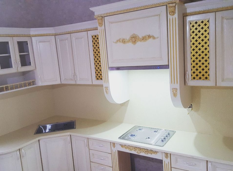 кухный горнитур на заказ из мдф акриль и из дерево по фкусу