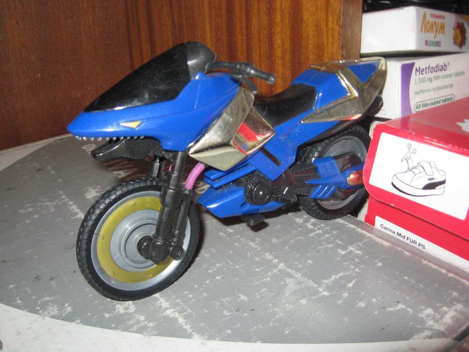 ЕВТИНИ  мотори играчки 6 бр.