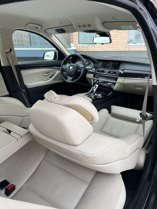 BMW - 520d / Webasto / 4 Butoane / Distronic / KeyLess / 360 / Head Up