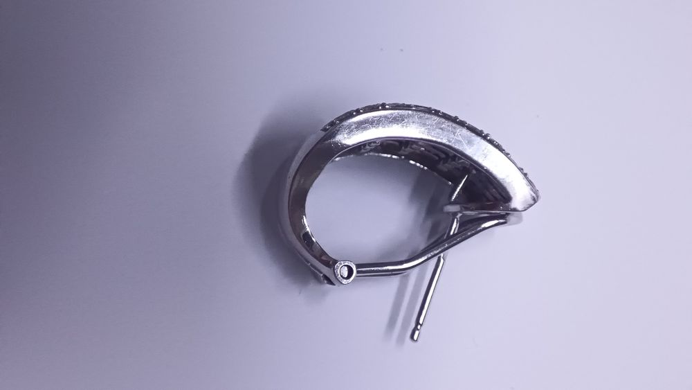 Серьги из белого золота