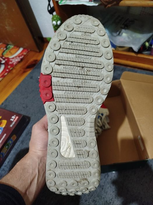 Оригинални маратонки