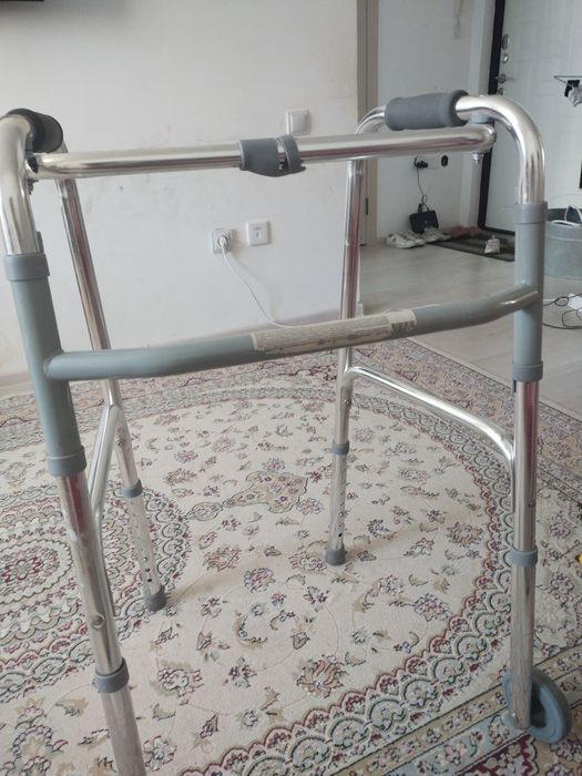 Ходунок для ограничения возможности