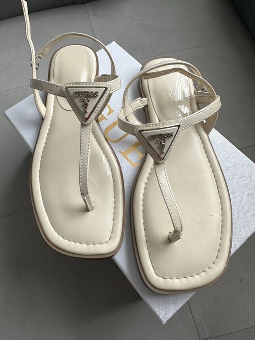 Сандали Guess 38