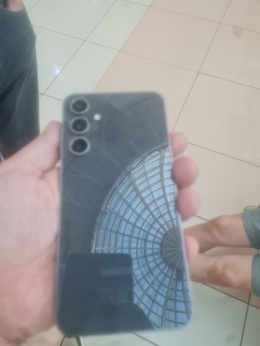 Продам самсунг s23fe