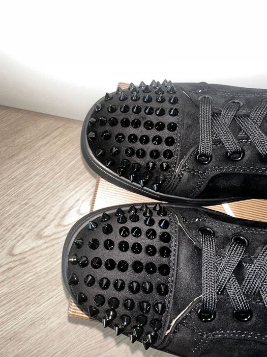 Louboutin spike low