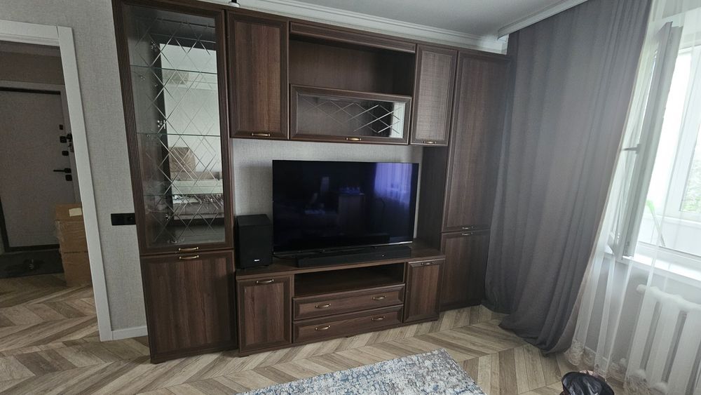 Продам шкаф (стенка)