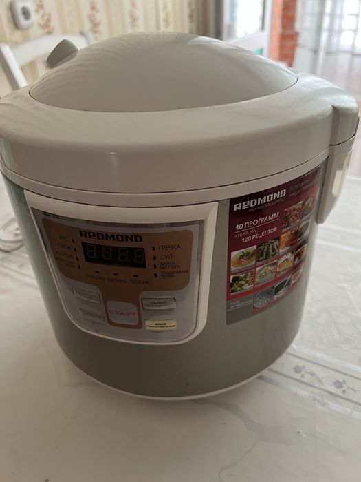 Мультиварка б/у Redmond