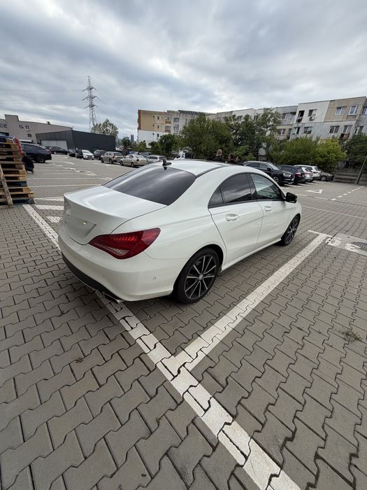 Mercedes Benz CLA220