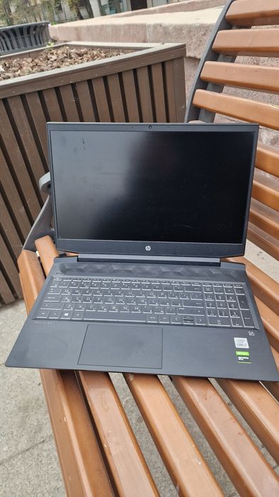 СРОЧНО. HP Game Pavillion 17