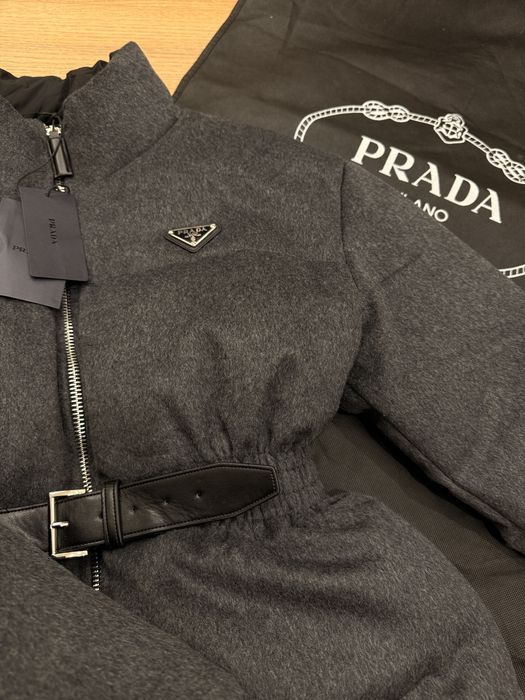 Зимняя куртка Prada