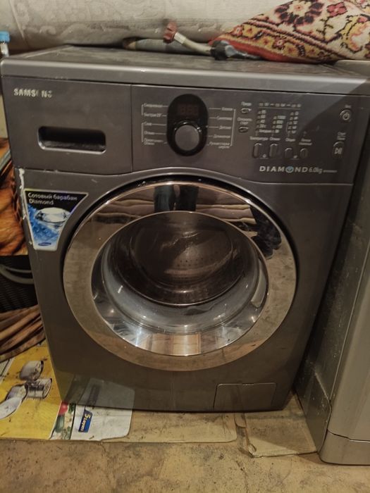 Стиральная машина "Самсунг"