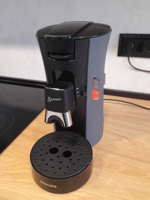 Кафемашина Philips Senseo Select CSA230 Crema Plus Филтърни кафе дози подове