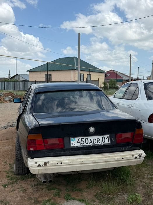 БМВ 525 Е34 авто