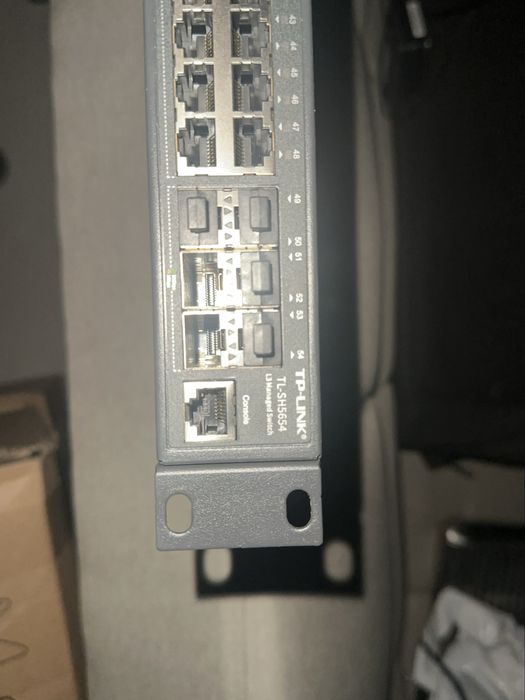 Коммутатор TP-LINK TL-SH5654