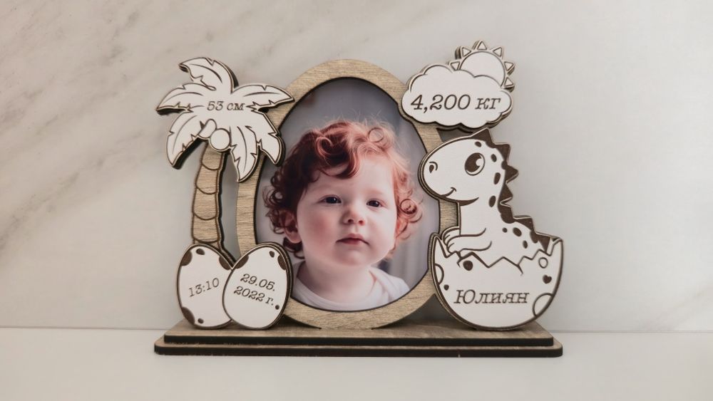 Дървена бебешка визитка