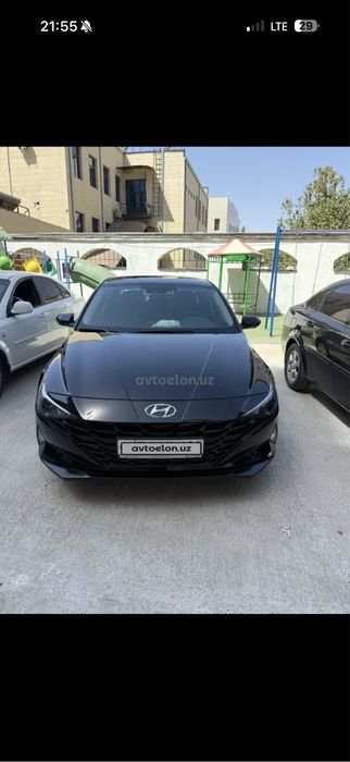 Hyundai elantra 2021