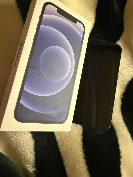 iPhone 12 64GB negru liber de rețea