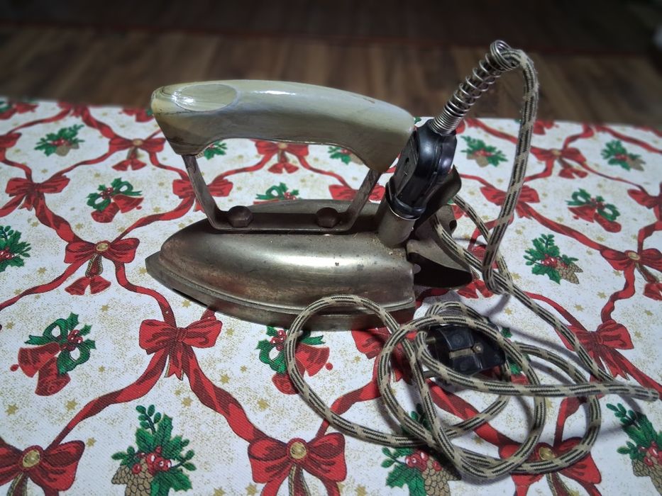 Fier de călcat funcțional