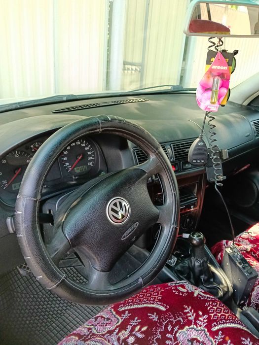 VOLKSWAGEN Golf 2002 — imagine 4