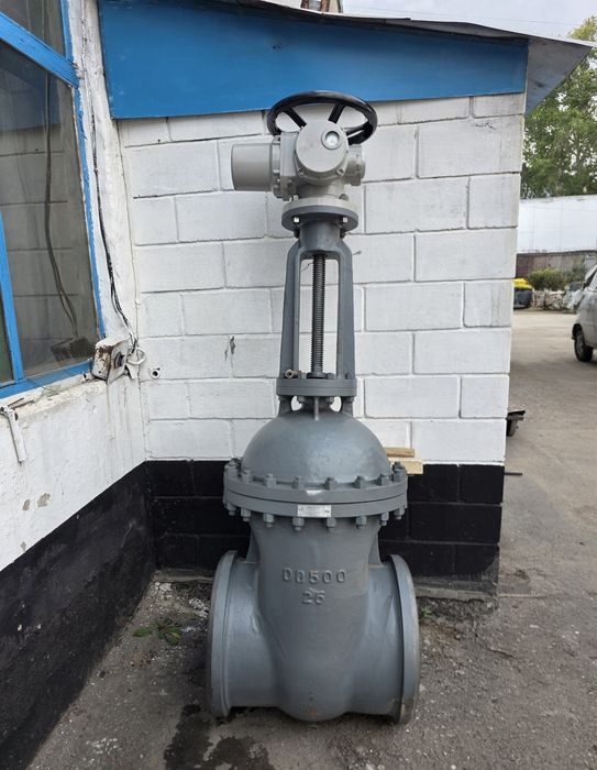 Продам задвижку с электроприводом