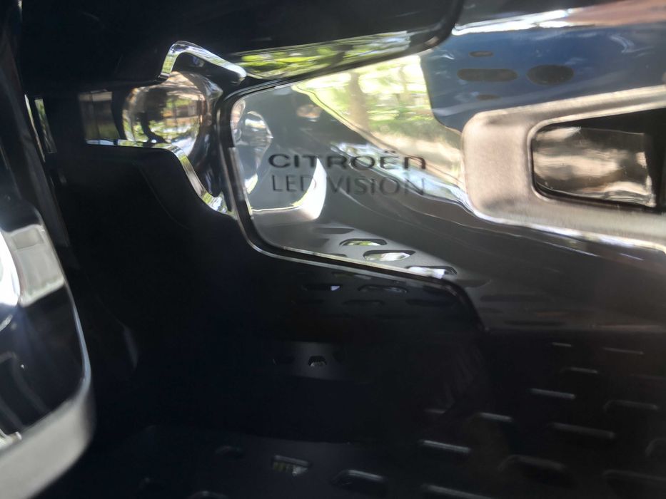 Фар Citroen C5 AIRCROSS FULL LED десен/Фар Ситроен Ц5 Оригинален