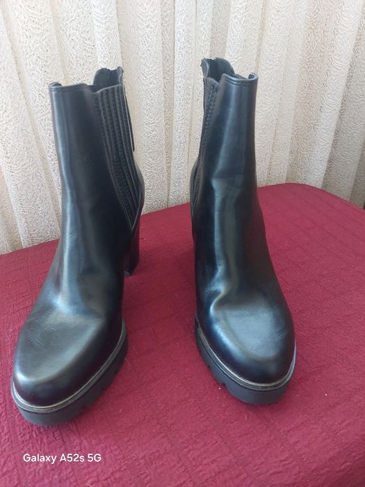 Боти 40 номер нови