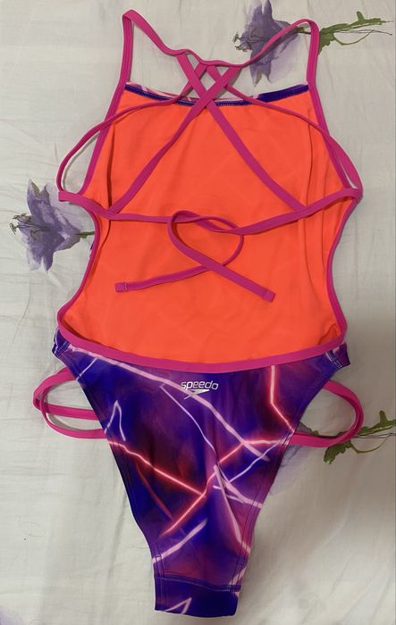 Дамски плувен бански Speedo Freestyler