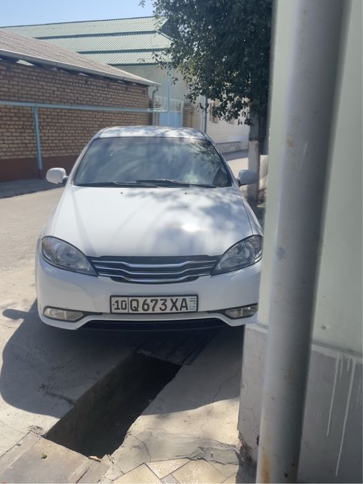 lacetti 1.8gentra qilingan 2009 holati zor