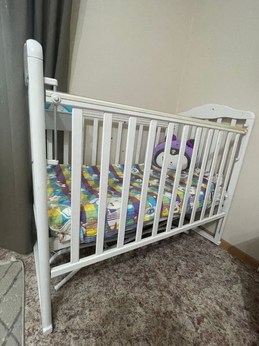 Детская кровать с матрасом